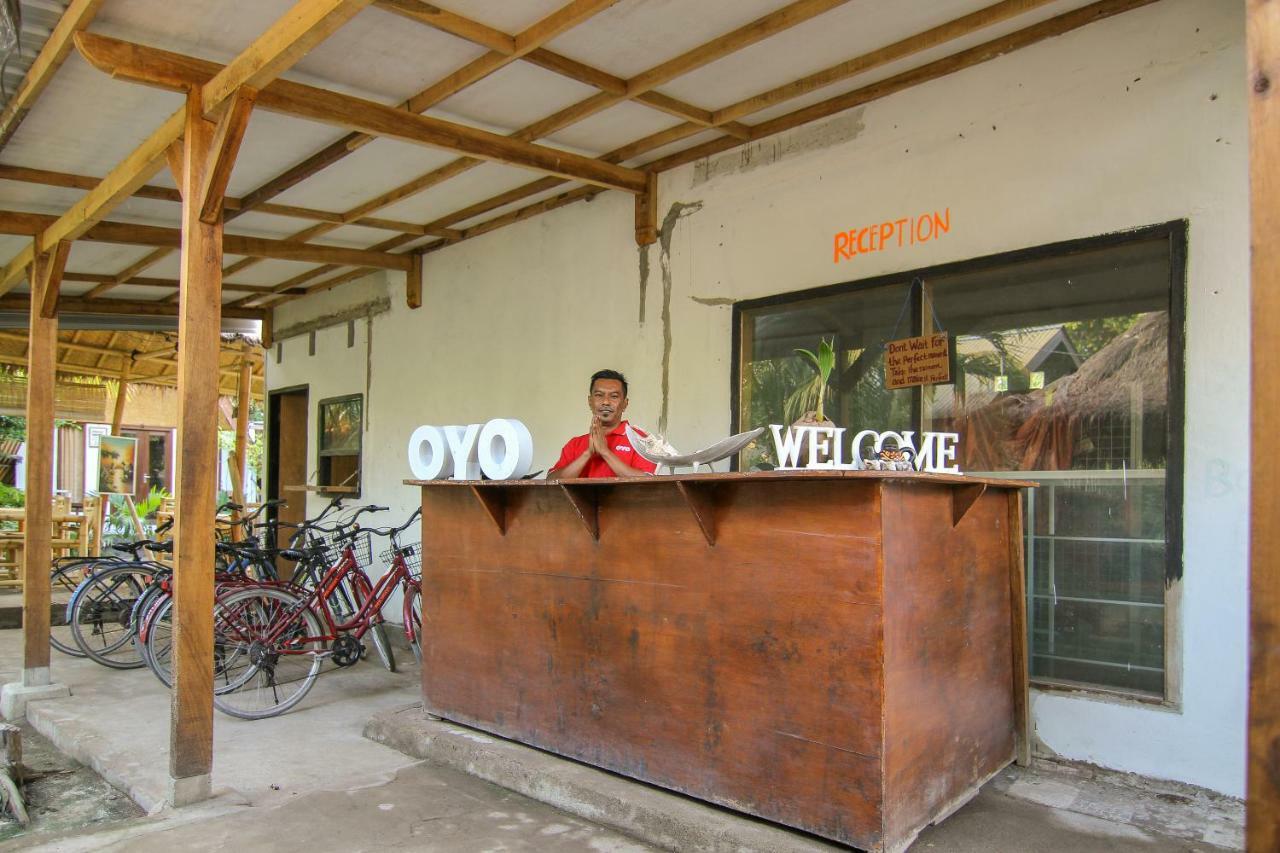 Oyo 1135 Dwi Inn Gili Air Exterior foto